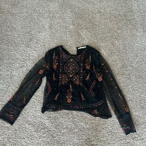 Embroidered Zara Mesh Long-Sleeve Top (S)